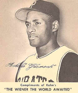 1959 Kahn's Wieners Roberto Clemente Baseball Card 1959 Kahn's Wieners Roberto Clemente Baseball Card