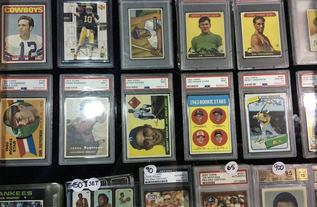 3 Best Tips To Find Baseball Card Shops Nearby | Old ...