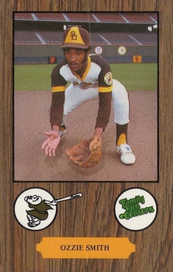 1978 Family Fun Centers #1 Ozzie Smith Baseball Card