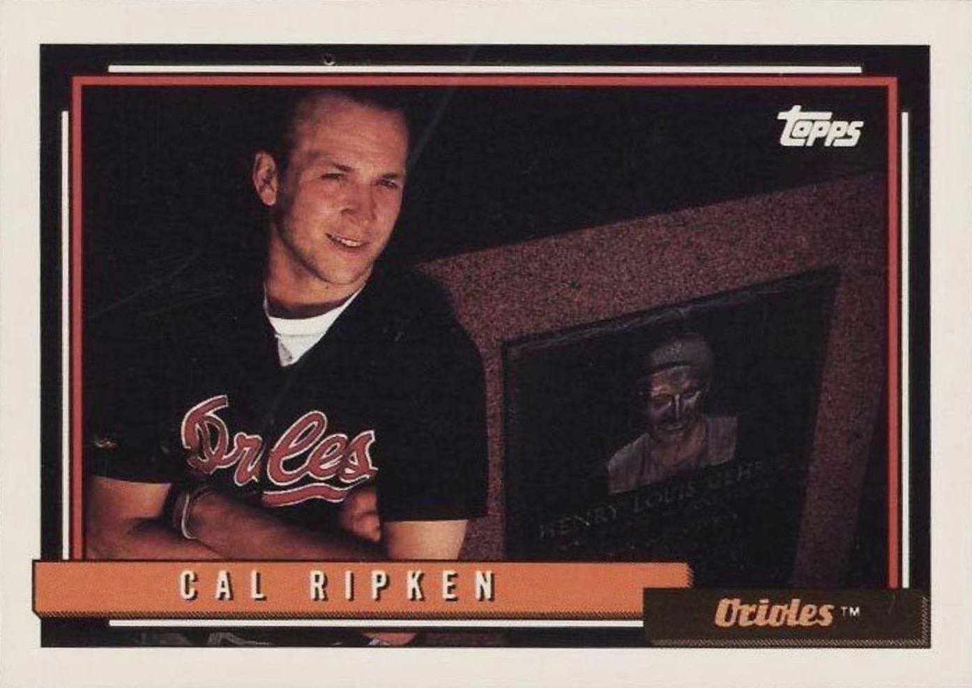 1992 Topps #40 Cal Ripken Jr. Baseball Card 1992 Topps #40 Cal Ripken Jr. Baseball Card