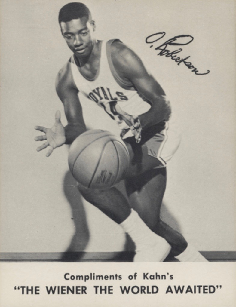 1962 Kahn's Wieners #7 Oscar Robertson Basketball Card