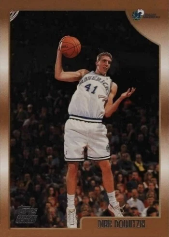 1998 Topps #154 Dirk Nowitzki Rookie Card